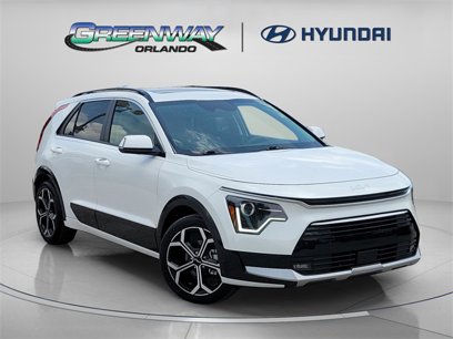 Used 2023 Kia Niro EX Touring