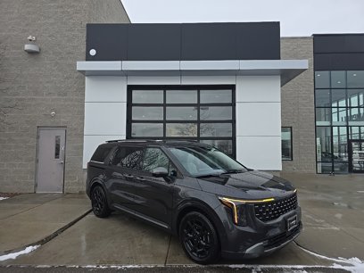 New 2025 Kia Carnival SX w/ SX Dark Edition Package