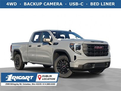 New 2025 GMC Sierra 1500 Pro w/ Graphite Edition
