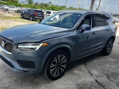 Used 2022 Volvo XC90 T6 Momentum w/ Protection Package Premier