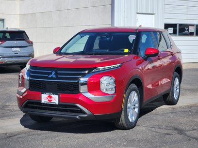 New 2025 Mitsubishi Outlander ES
