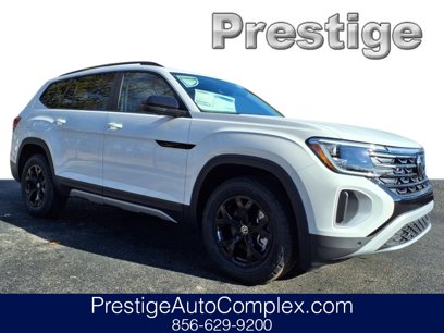New 2025 Volkswagen Atlas Peak Edition SE