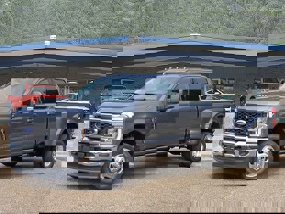 New 2025 Ford F350 Lariat w/ Lariat Ultimate Package