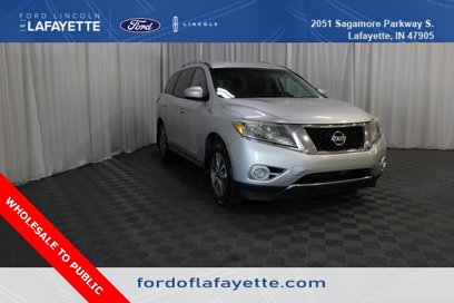 Used 2013 Nissan Pathfinder SV w/ Trailer Tow Pkg