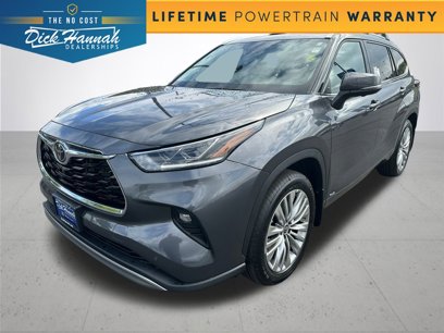 New 2025 Toyota Highlander Platinum