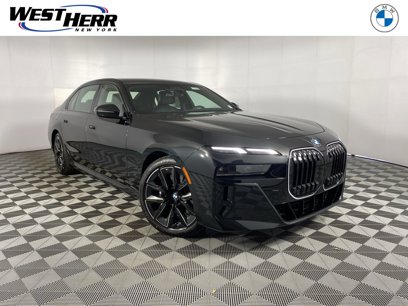 New 2025 BMW 760i xDrive