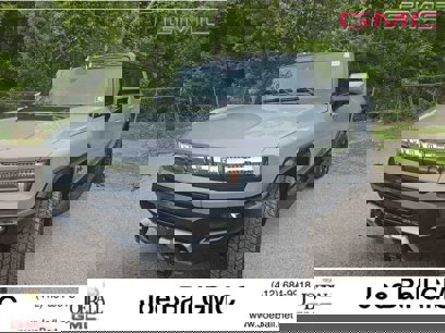 New 2025 GMC Hummer EV 2X w/ LPO, Dark Essentials Package