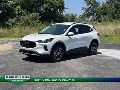 New 2025 Ford Escape SE
