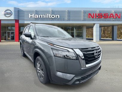 New 2025 Nissan Pathfinder SV