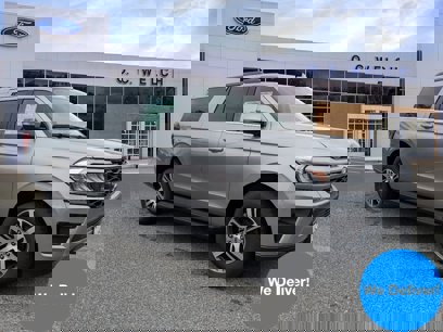 New 2024 Ford Expedition Max XLT