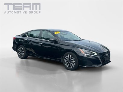 Used 2024 Nissan Altima 2.5 SV