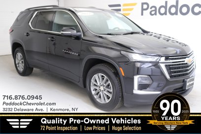 Used 2022 Chevrolet Traverse LT