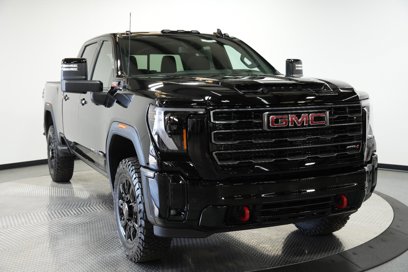 New 2025 GMC Sierra 2500 AT4 w/ AT4 Preferred Package