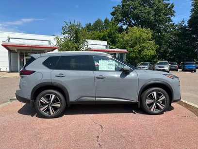 New 2025 Nissan Rogue SL