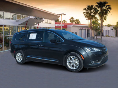 Certified 2020 Chrysler Pacifica Touring-L