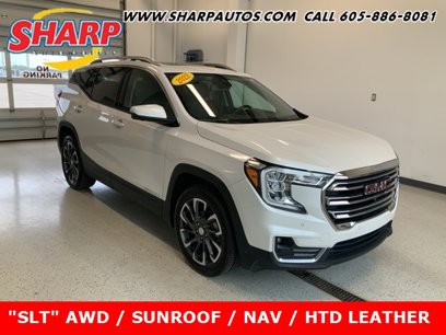 Used 2022 GMC Terrain SLT w/ Infotainment Package II