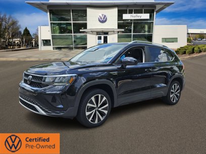 Used 2024 Volkswagen Taos SE w/ Panoramic Sunroof Package