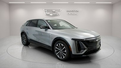 New 2025 Cadillac Lyriq Sport w/ LPO, Floor Liner Package