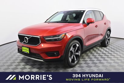 Used 2019 Volvo XC40 T5 Momentum