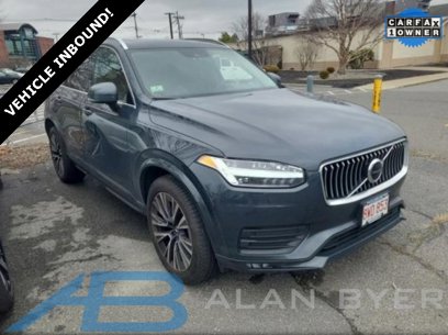Used 2022 Volvo XC90 T5 Momentum w/ Climate Package