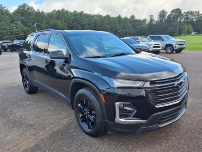 Used 2022 Chevrolet Traverse LS w/ Midnight/Sport Edition