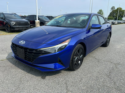 Used 2022 Hyundai Elantra SEL w/ Convenience Package