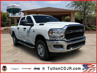 New 2024 RAM 2500 Tradesman w/ Chrome Appearance Group
