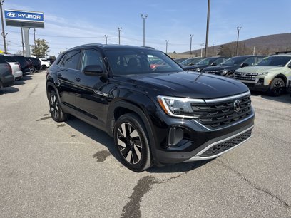 Used 2024 Volkswagen Atlas Cross Sport SE