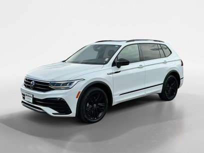 Used 2022 Volkswagen Tiguan SE R-Line