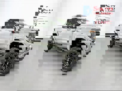 New 2025 GMC Sierra 1500 AT4 w/ AT4 Premium Package