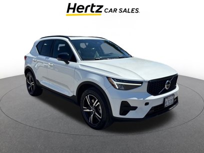 Used 2024 Volvo XC40 B5 Core