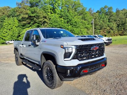 New 2025 Chevrolet Silverado 2500 ZR2 w/ Technology Package