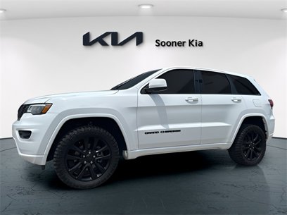 Used 2020 Jeep Grand Cherokee Altitude