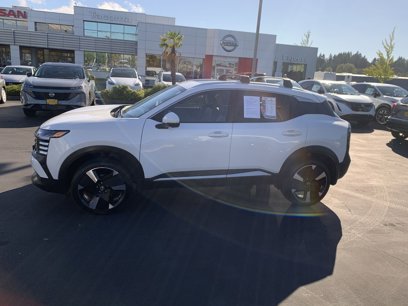 Certified 2025 Nissan Kicks SR