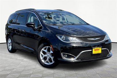 Used 2018 Chrysler Pacifica Touring Plus w/ Tire & Wheel Group