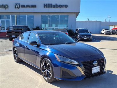 Used 2023 Nissan Altima 2.5 SR