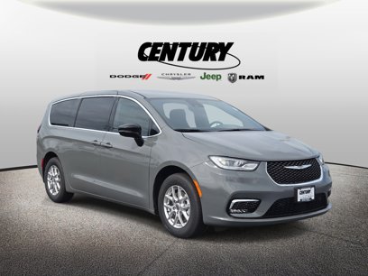 New 2025 Chrysler Pacifica Select
