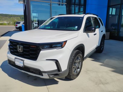 Used 2025 Honda Pilot TrailSport
