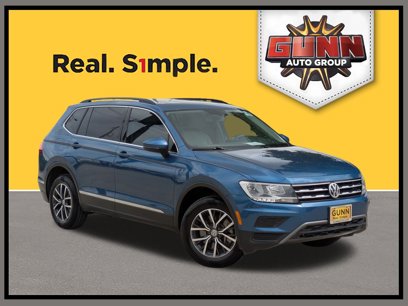 Used 2020 Volkswagen Tiguan SE w/ Panoramic Sunroof Package