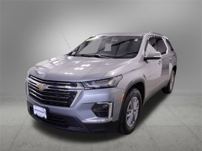 Used 2023 Chevrolet Traverse LT