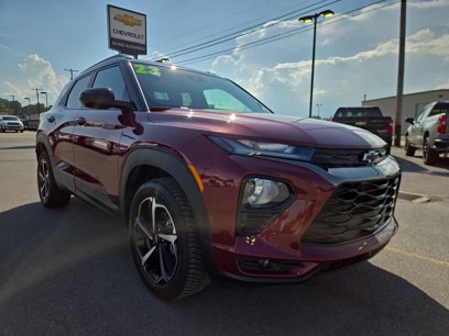 Used 2023 Chevrolet TrailBlazer RS w/ Convenience Package