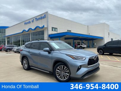 Used 2022 Toyota Highlander Platinum