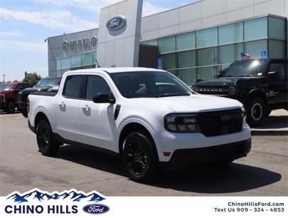 New 2024 Ford Maverick Lariat w/ Black Appearance Package
