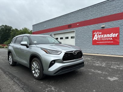 Used 2021 Toyota Highlander Limited w/ Protection Package #3 (TMS)