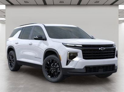 New 2025 Chevrolet Traverse LT w/ Enhanced Driving Package