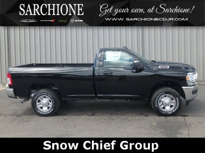 New 2024 RAM 2500 Tradesman w/ Chrome Appearance Group
