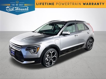 New 2025 Kia Niro SX Touring