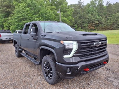 New 2025 Chevrolet Silverado 2500 LT w/ Trail Boss Package