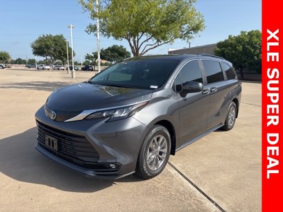 Used 2025 Toyota Sienna XLE