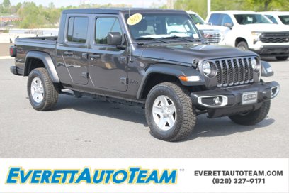 Used 2023 Jeep Gladiator Sport